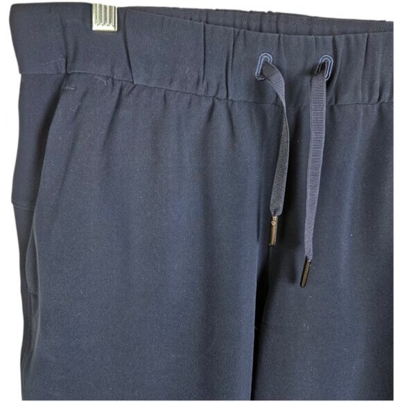Lululemon On The Fly Jogger Women's Navy Blue Elastic waist cuffed hem size 6 - Picture 3 of 10